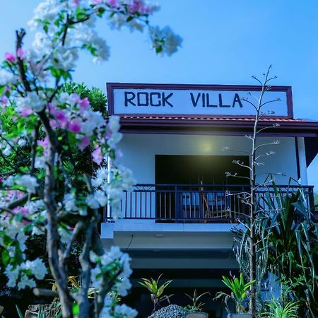 Rock Villa Relax City Home Mihintale Exterior photo