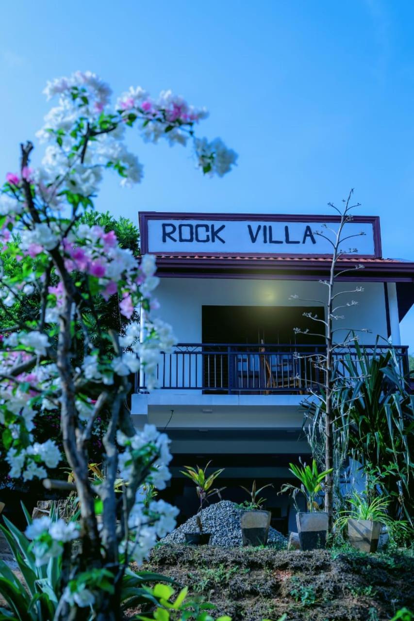 Rock Villa Relax City Home Mihintale Exterior photo