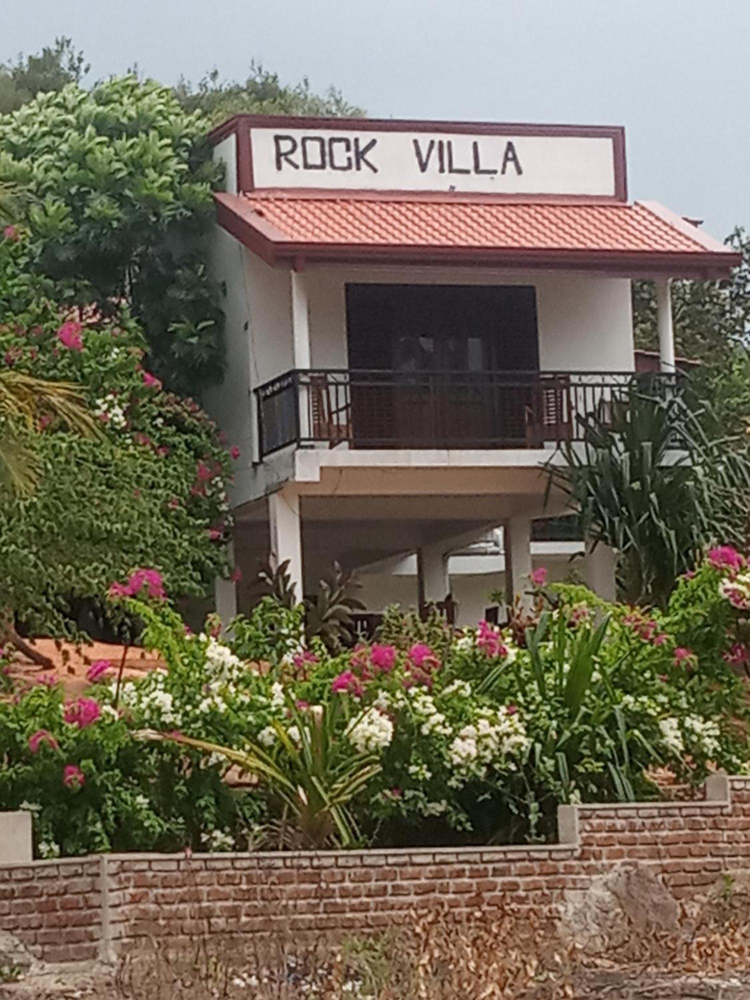 Rock Villa Relax City Home Mihintale Exterior photo