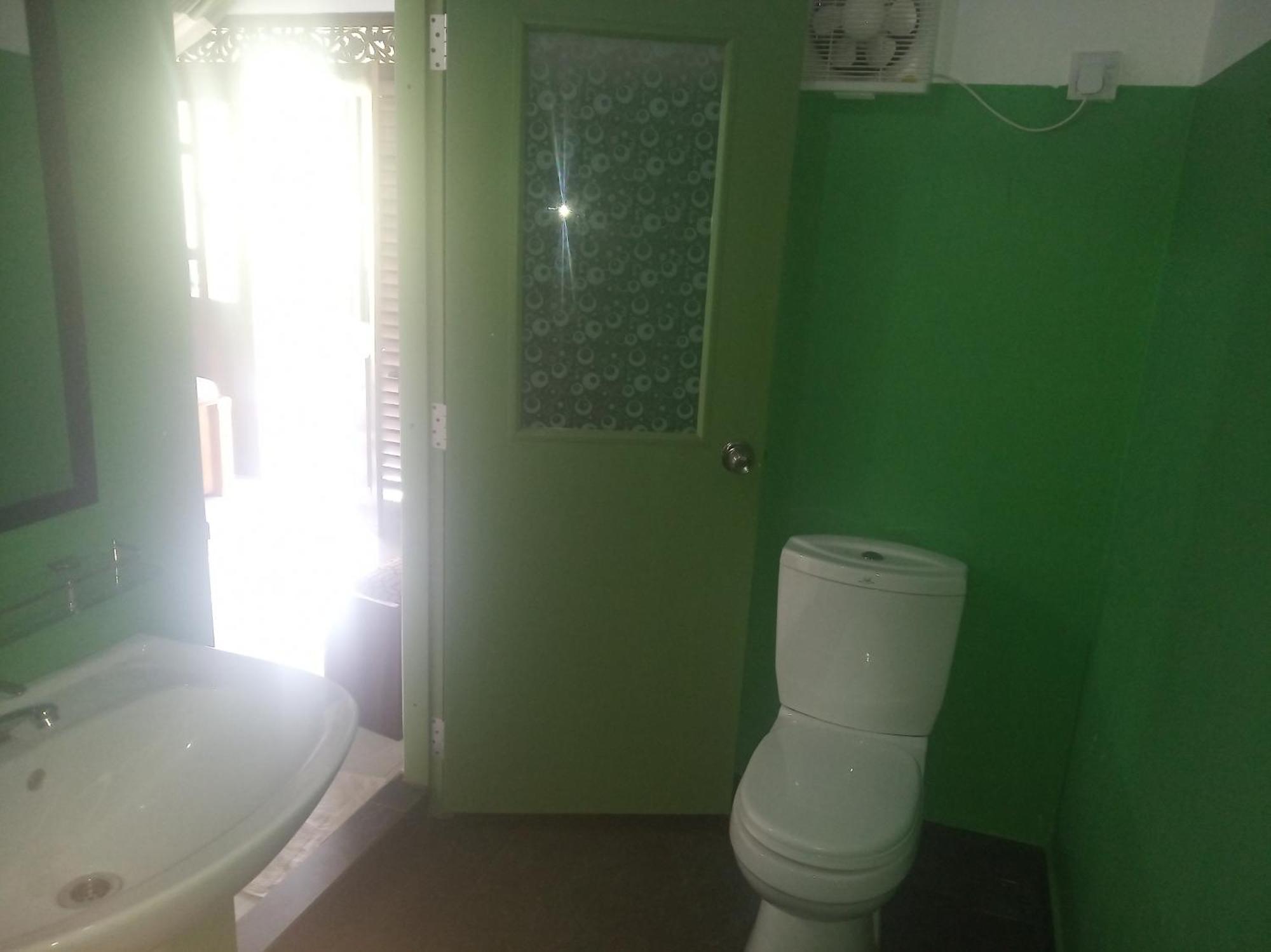 Rock Villa Relax City Resort Mihintale Room photo