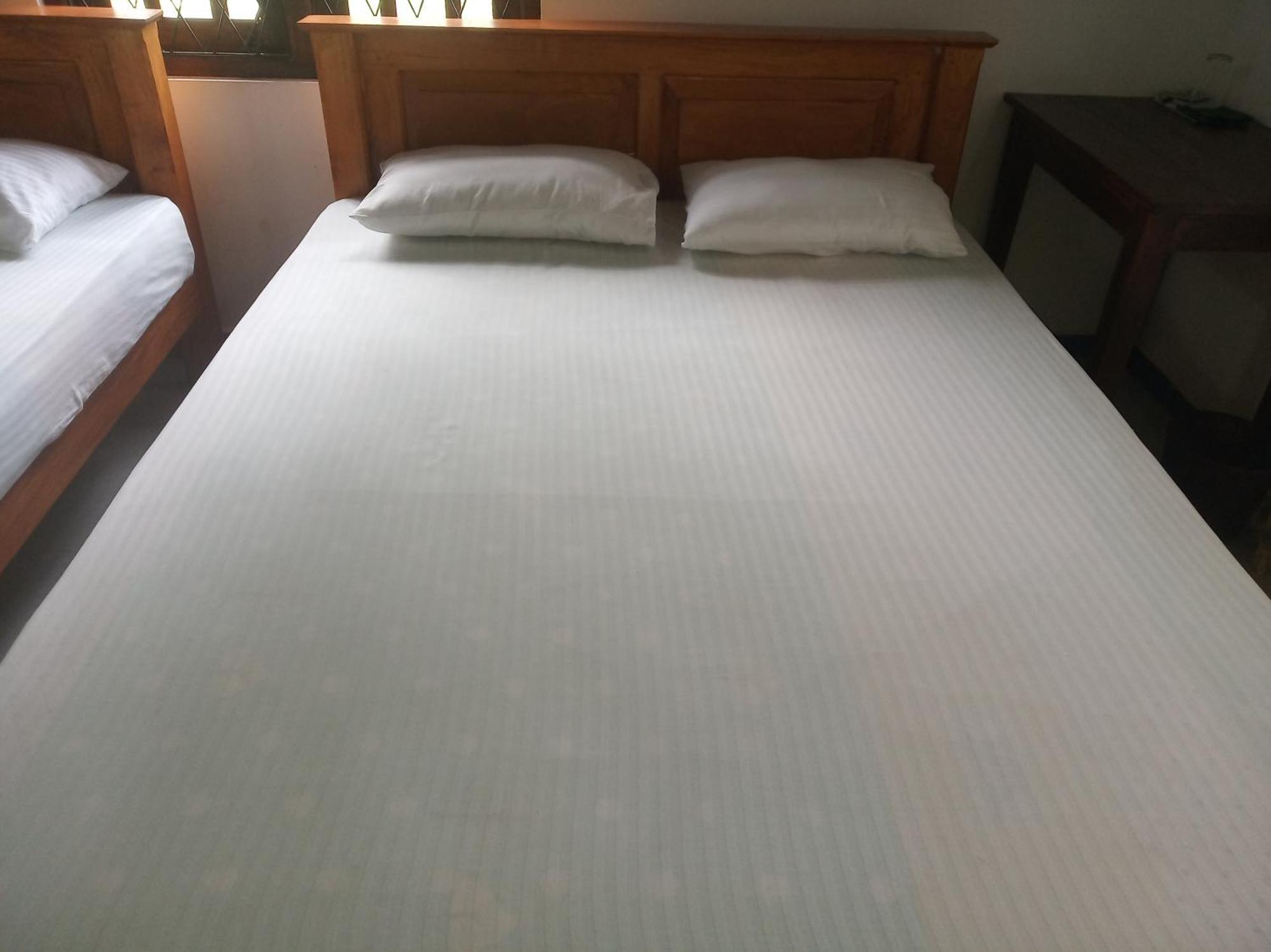 Rock Villa Relax City Resort Mihintale Room photo